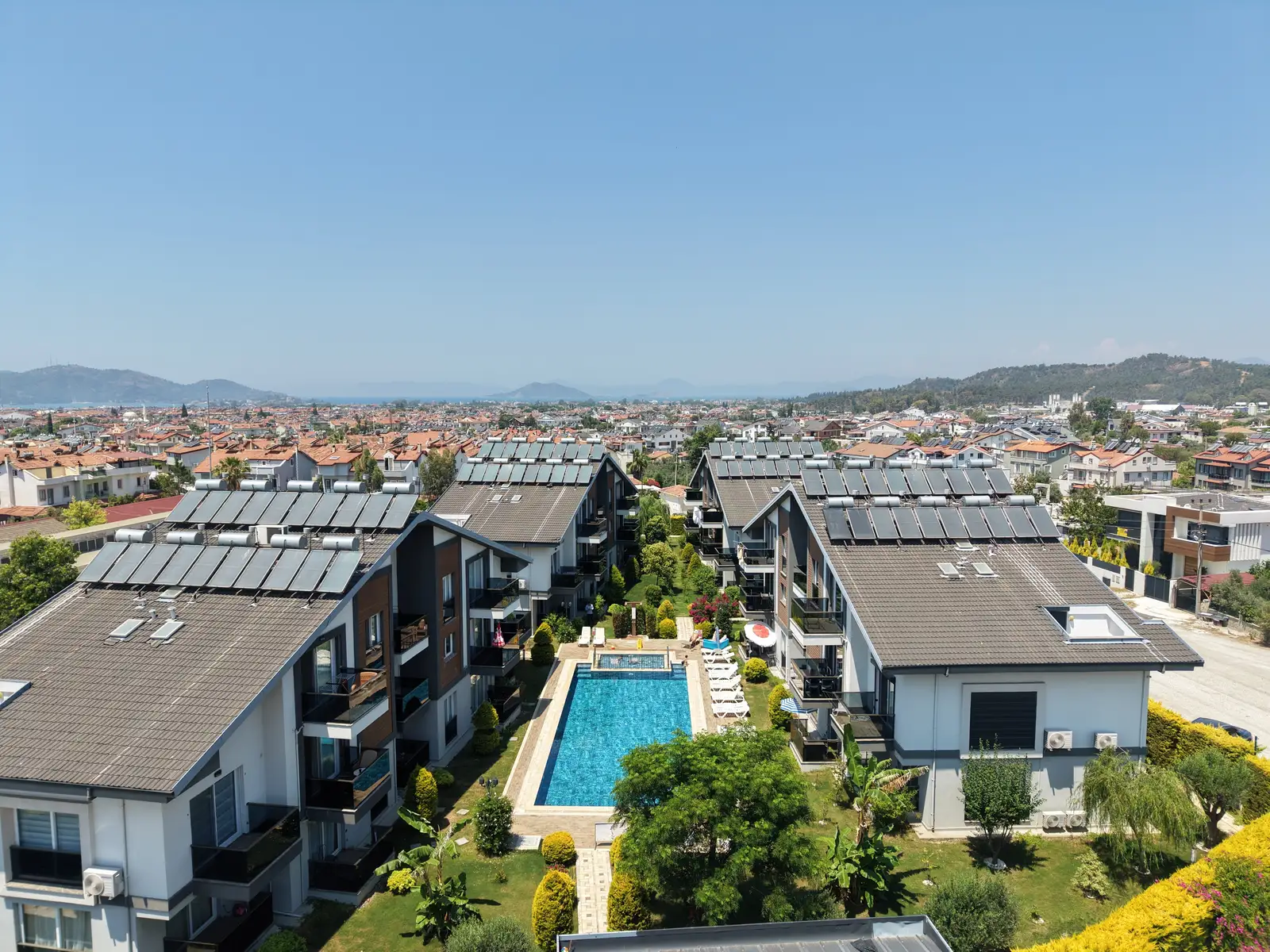 dji_fly_20260611_121132_0409_1781168985681_photo_result Fethiye’nin En Seçkin Sitesinde Fırsat Köşe Daire