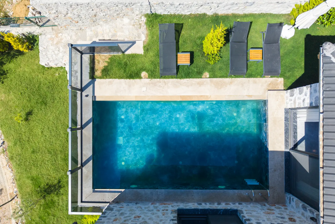 Fethiye Nif’te Müstakil Havuzlu Bahçeli Villa