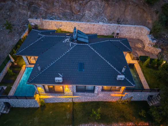 Fethiye Nif’te Müstakil Havuzlu Bahçeli Villa