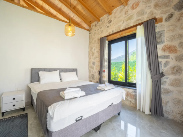 Fethiye Nif’te Müstakil Havuzlu Bahçeli Villa