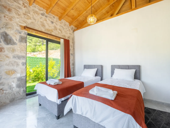 Fethiye Nif’te Müstakil Havuzlu Bahçeli Villa