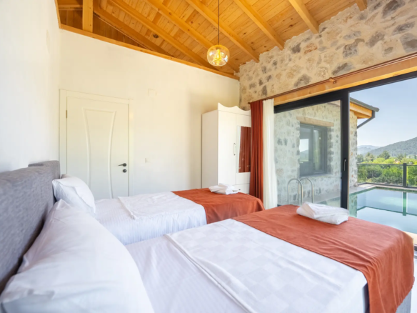 Fethiye Nif’te Müstakil Havuzlu Bahçeli Villa
