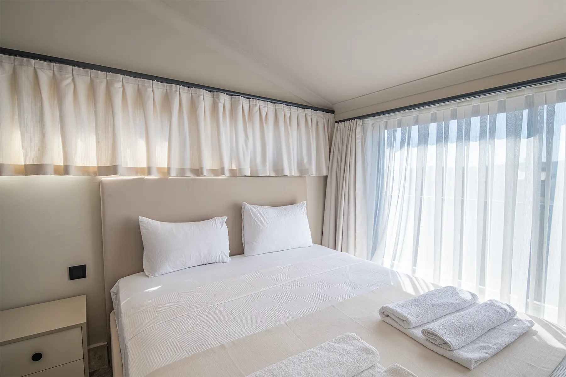Fethiye’de Tam Eşyalı, Özel Havuzlu, Hamam & Saunalı Ultra Lüks Villa 
