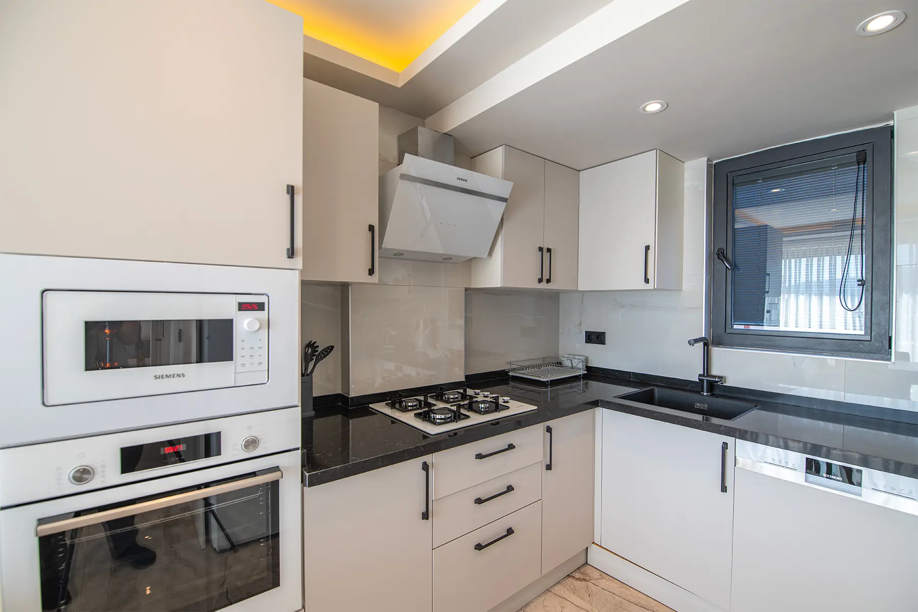 Fethiye’de Tam Eşyalı, Özel Havuzlu, Hamam & Saunalı Ultra Lüks Villa 
