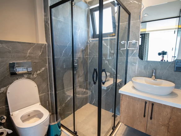 Fethiye’de Tam Eşyalı, Özel Havuzlu, Hamam & Saunalı Ultra Lüks Villa 