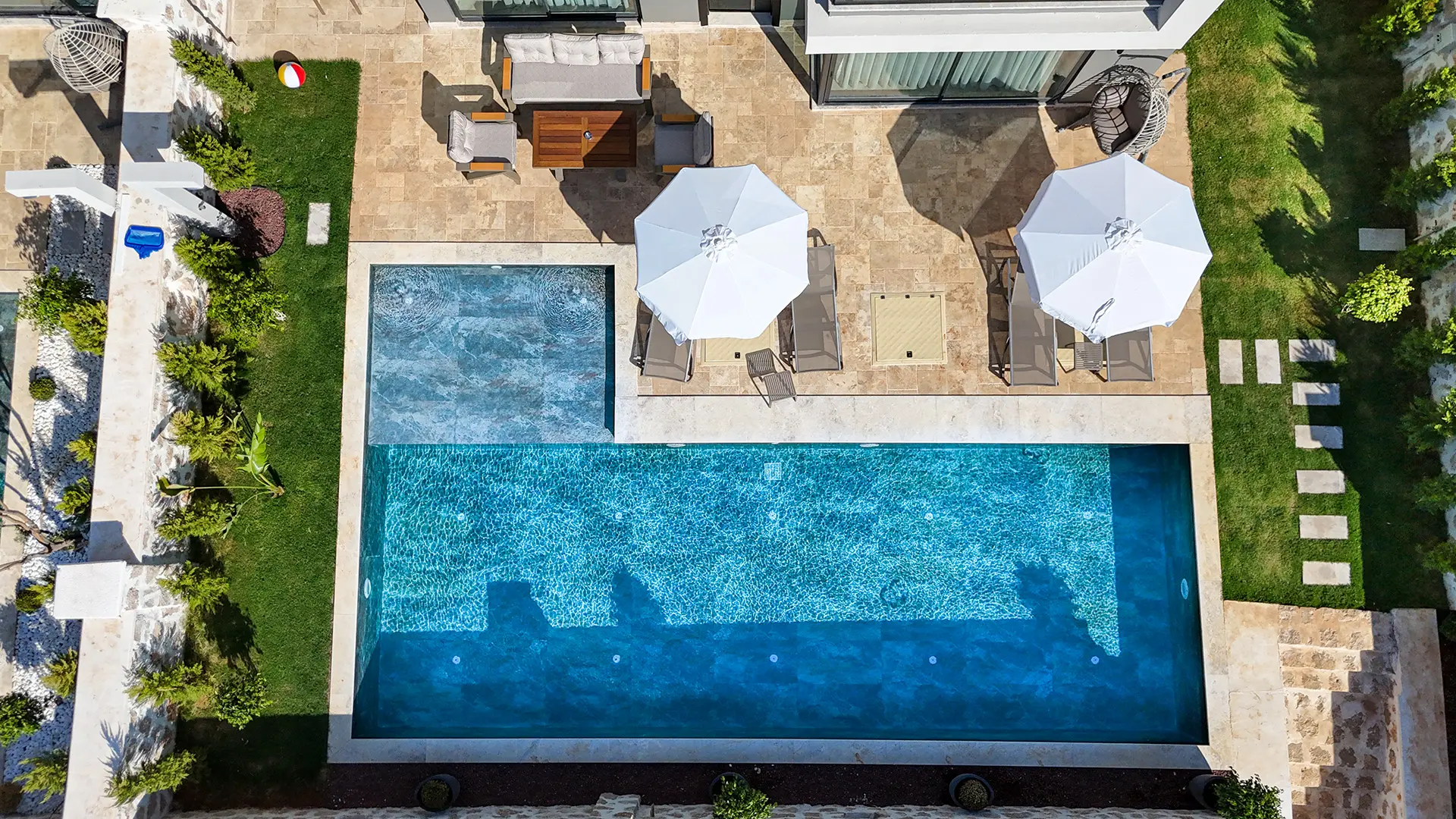 Fethiye’de Tam Eşyalı, Özel Havuzlu, Hamam & Saunalı Ultra Lüks Villa 