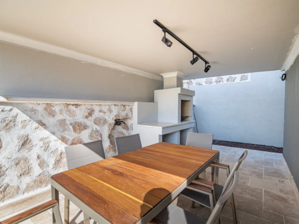 Fethiye’de Tam Eşyalı, Özel Havuzlu, Hamam & Saunalı Ultra Lüks Villa 