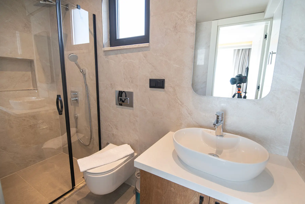 Fethiye’de Tam Eşyalı, Özel Havuzlu, Hamam & Saunalı Ultra Lüks Villa 