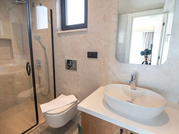 Fethiye’de Tam Eşyalı, Özel Havuzlu, Hamam & Saunalı Ultra Lüks Villa 