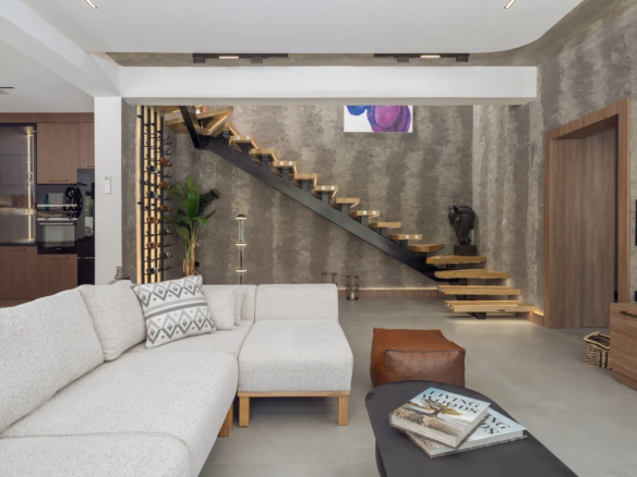 Ölüdeniz Ovacık’ta 645 m² Arsa İçinde, Yerden Isıtmalı, Müştemilatlı 5+1 Ultra Lüks Villa
