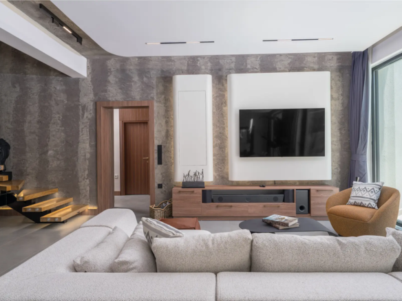 Ölüdeniz Ovacık’ta 645 m² Arsa İçinde, Yerden Isıtmalı, Müştemilatlı 5+1 Ultra Lüks Villa