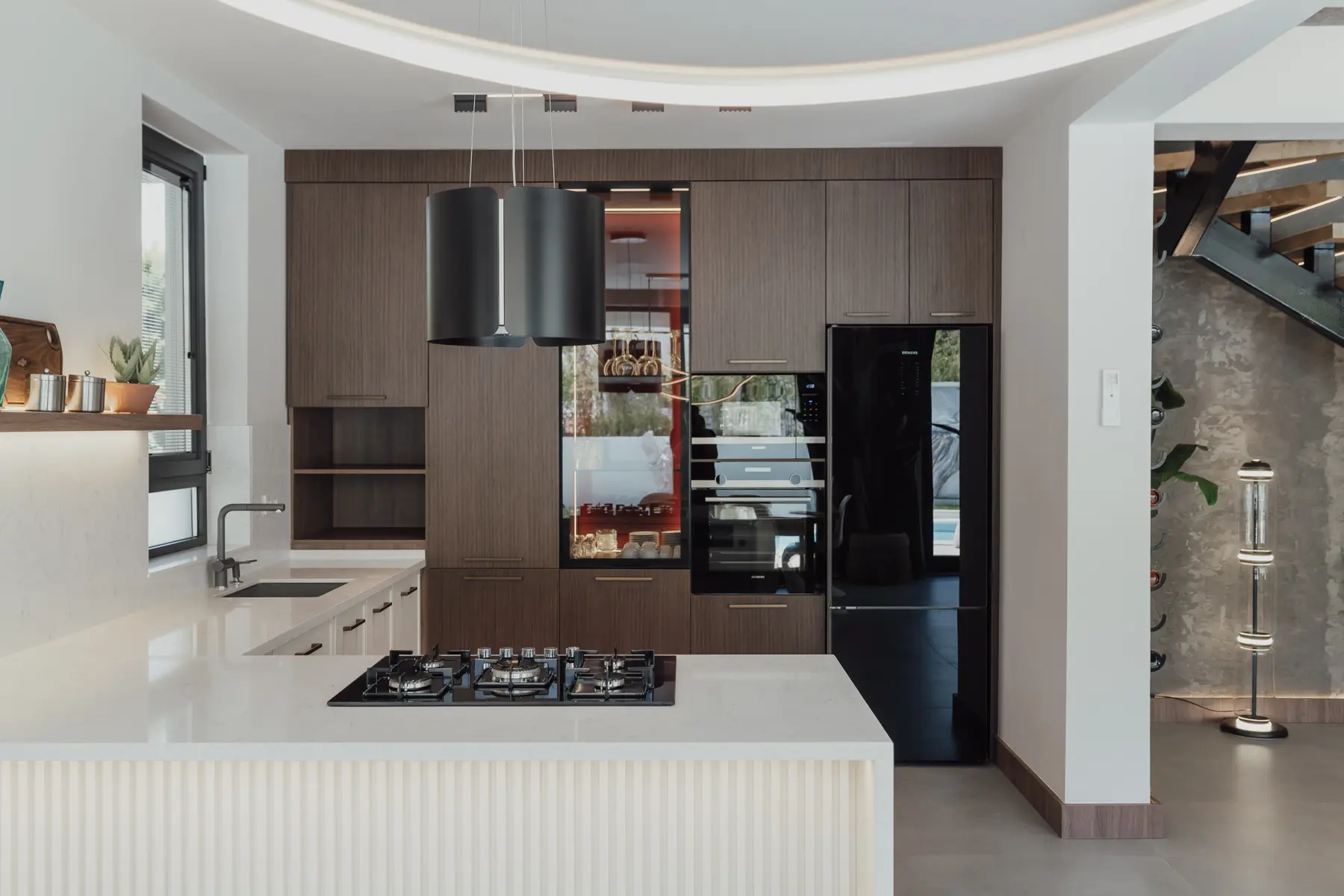 Ölüdeniz Ovacık’ta 645 m² Arsa İçinde, Yerden Isıtmalı, Müştemilatlı 5+1 Ultra Lüks Villa