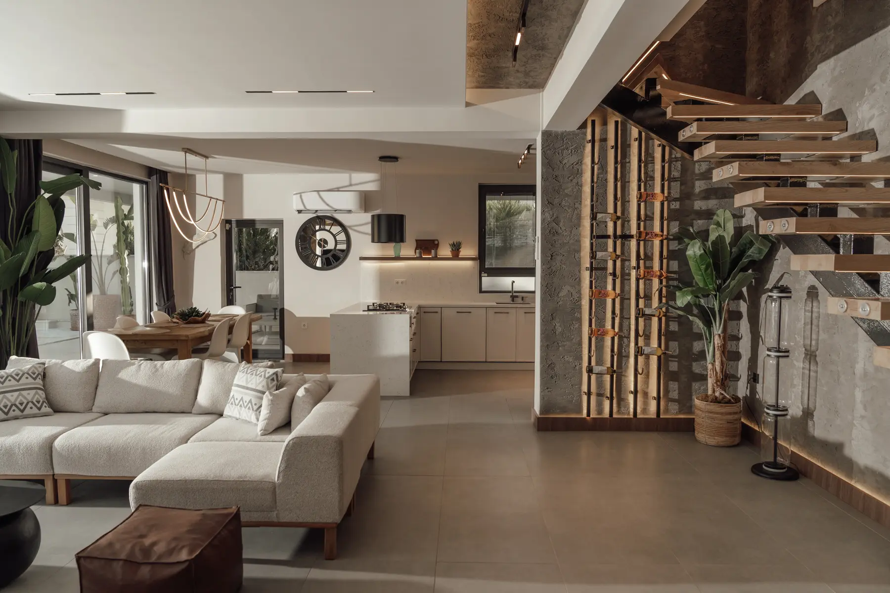 Ölüdeniz Ovacık’ta 645 m² Arsa İçinde, Yerden Isıtmalı, Müştemilatlı 5+1 Ultra Lüks Villa