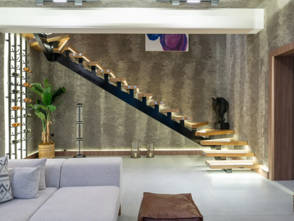 Ölüdeniz Ovacık’ta 645 m² Arsa İçinde, Yerden Isıtmalı, Müştemilatlı 5+1 Ultra Lüks Villa