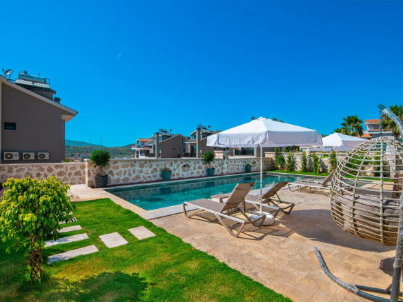Fethiye’de Tam Eşyalı, Özel Havuzlu, Hamam & Saunalı Ultra Lüks Villa 