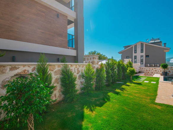 Fethiye’de Tam Eşyalı, Özel Havuzlu, Hamam & Saunalı Ultra Lüks Villa 