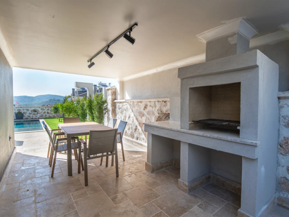 Fethiye’de Tam Eşyalı, Özel Havuzlu, Hamam & Saunalı Ultra Lüks Villa 