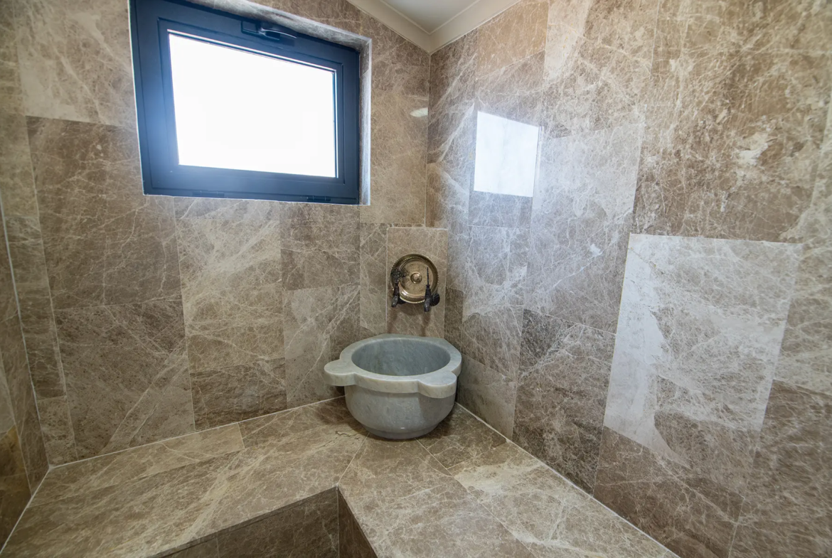 Fethiye’de Tam Eşyalı, Özel Havuzlu, Hamam & Saunalı Ultra Lüks Villa 