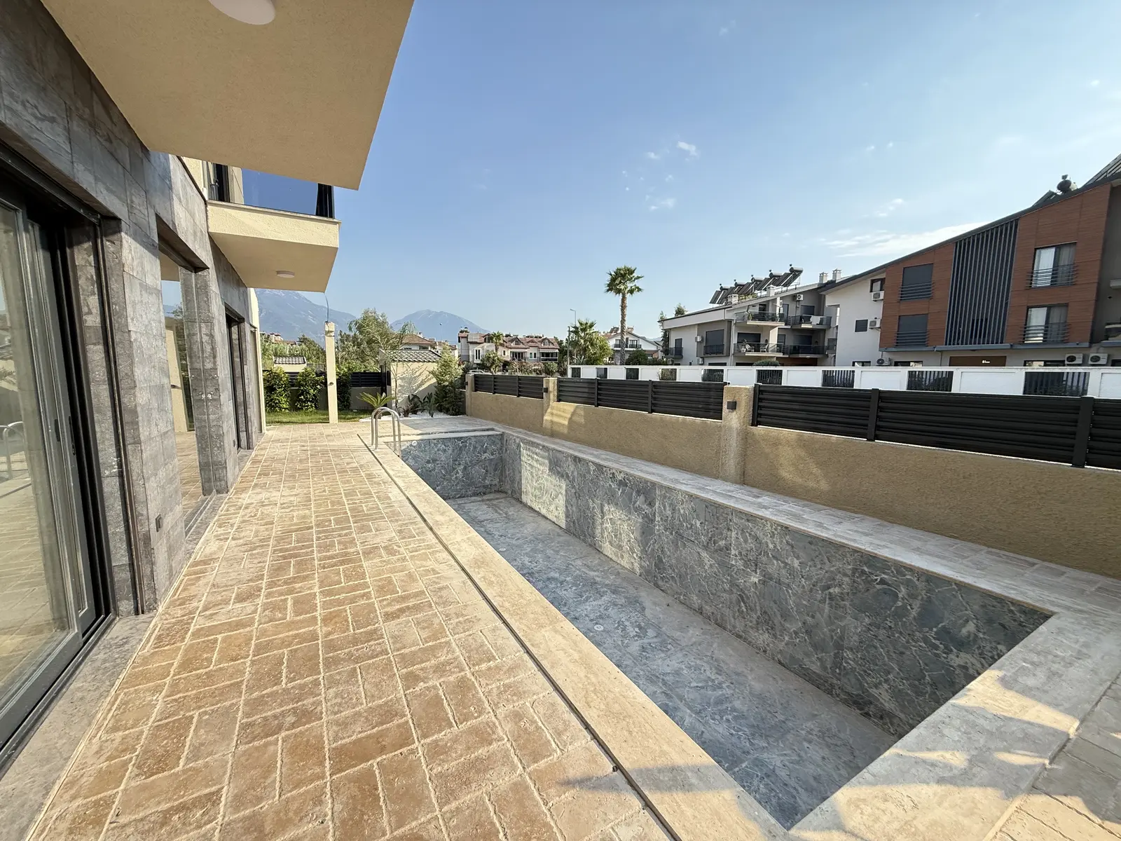 Fethiye Foça’da Çalış Plajı’na 600 Metre Mesafede Özel Tasarım Villa