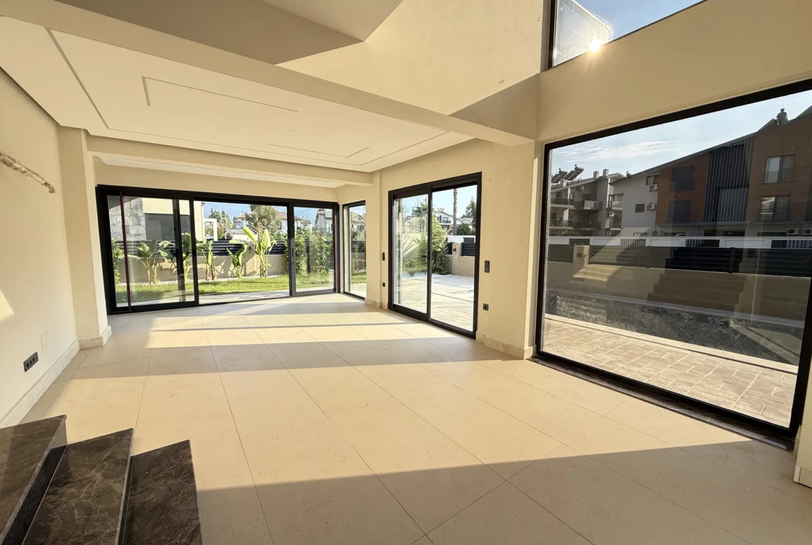 Fethiye Foça’da Çalış Plajı’na 600 Metre Mesafede Özel Tasarım Villa