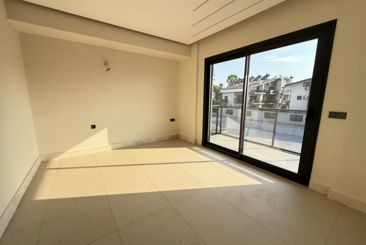 Fethiye Foça’da Çalış Plajı’na 600 Metre Mesafede Özel Tasarım Villa