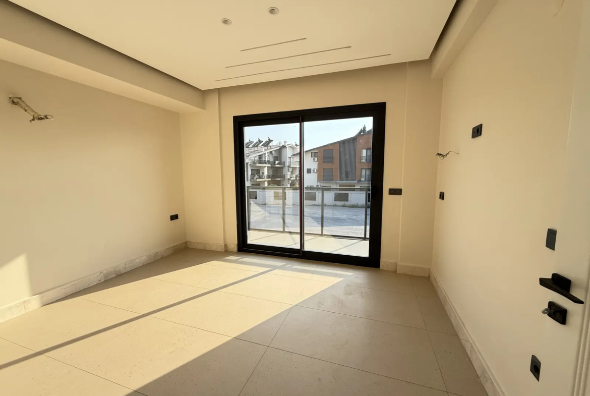 Fethiye Foça’da Çalış Plajı’na 600 Metre Mesafede Özel Tasarım Villa