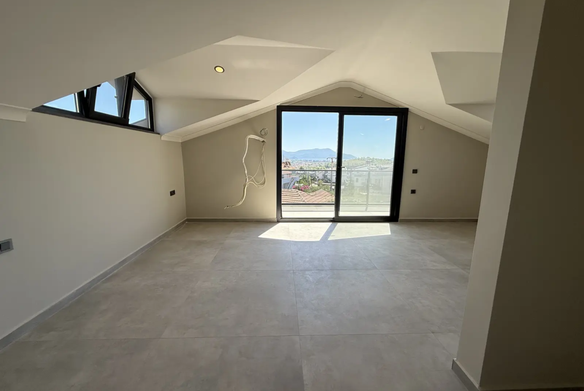 FETHİYE ÇİFTLİK’TE DENİZ MANZARALI ULTRA LÜKS VİLLA